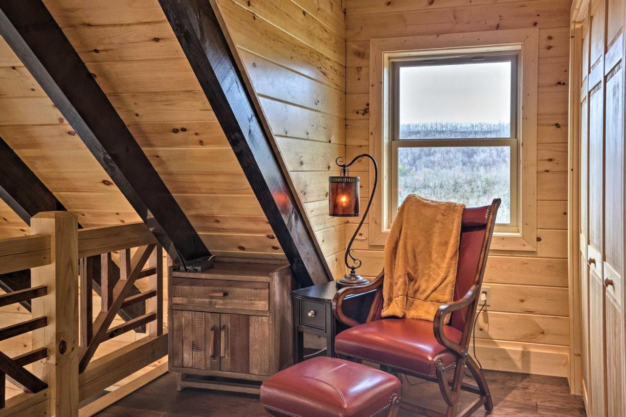 Hilltop Cabin On 5 Acres With Hot Tub And Waterfall! Bryson City Dış mekan fotoğraf
