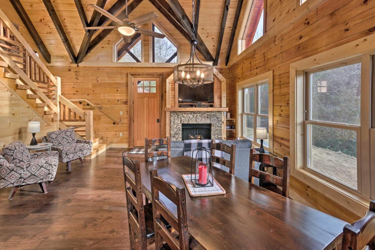 Hilltop Cabin On 5 Acres With Hot Tub And Waterfall! Bryson City Dış mekan fotoğraf